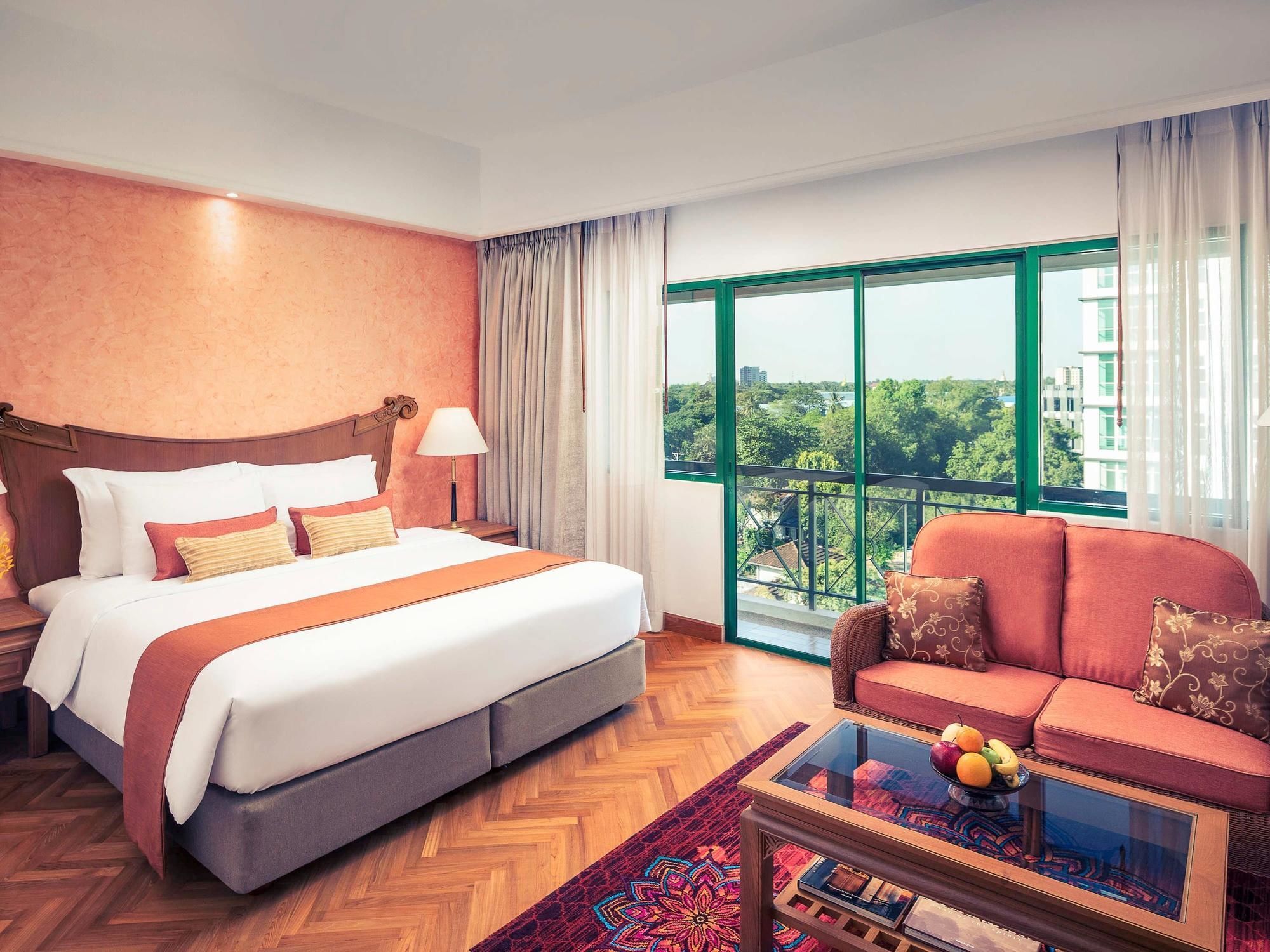 Mercure Yangon Kaba Aye Exterior foto
